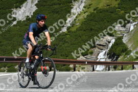 Photo #2335910 | 17-07-2022 11:28 | Passo Dello Stelvio - Waterfall curve BICYCLES