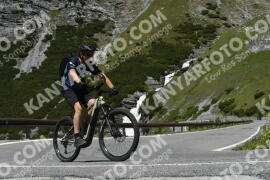 Photo #3240631 | 26-06-2023 12:37 | Passo Dello Stelvio - Waterfall curve BICYCLES