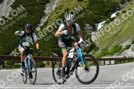 Photo #2147104 | 18-06-2022 14:30 | Passo Dello Stelvio - Waterfall curve BICYCLES