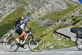 Photo #2668866 | 16-08-2022 11:08 | Passo Dello Stelvio - Waterfall curve BICYCLES