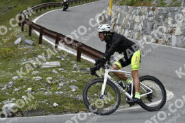 Foto #3800041 | 10-08-2023 13:46 | Passo Dello Stelvio - Waterfall Kehre BICYCLES