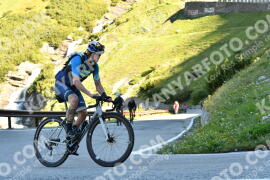 Photo #2183297 | 25-06-2022 09:07 | Passo Dello Stelvio - Waterfall curve BICYCLES