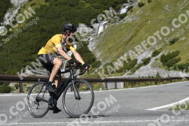 Photo #2743528 | 25-08-2022 12:40 | Passo Dello Stelvio - Waterfall curve BICYCLES