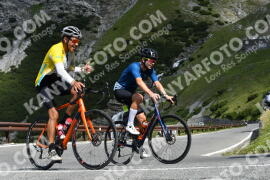 Photo #2306894 | 15-07-2022 10:21 | Passo Dello Stelvio - Waterfall curve BICYCLES