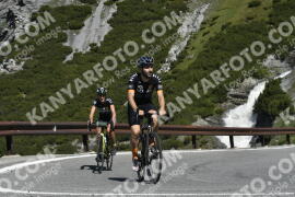 Photo #3243416 | 26-06-2023 10:17 | Passo Dello Stelvio - Waterfall curve BICYCLES