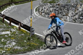 Photo #2105664 | 06-06-2022 12:37 | Passo Dello Stelvio - Waterfall curve BICYCLES
