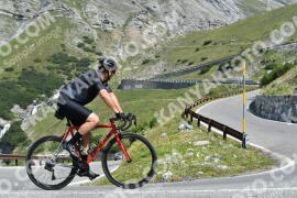 Photo #2360304 | 20-07-2022 10:41 | Passo Dello Stelvio - Waterfall curve BICYCLES