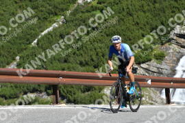 Photo #2242283 | 06-07-2022 09:58 | Passo Dello Stelvio - Waterfall curve BICYCLES