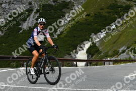 Foto #3927785 | 17-08-2023 11:40 | Passo Dello Stelvio - Waterfall Kehre BICYCLES