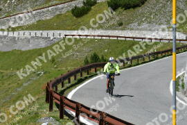 Photo #2701421 | 21-08-2022 14:26 | Passo Dello Stelvio - Waterfall curve BICYCLES