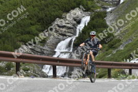 Foto #3545834 | 22-07-2023 10:38 | Passo Dello Stelvio - Curva di cascata BICICLETTA