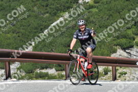 Photo #2355167 | 19-07-2022 11:52 | Passo Dello Stelvio - Waterfall curve BICYCLES