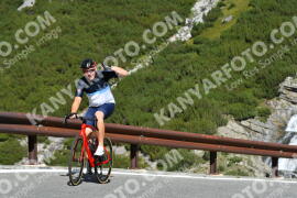 Photo #4056379 | 24-08-2023 10:28 | Passo Dello Stelvio - Waterfall curve BICYCLES