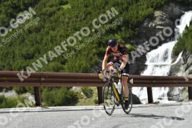 Photo #2151885 | 18-06-2022 15:37 | Passo Dello Stelvio - Waterfall curve BICYCLES