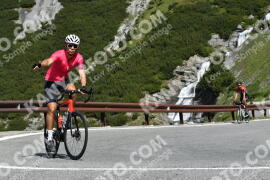 Photo #2202452 | 27-06-2022 10:23 | Passo Dello Stelvio - Waterfall curve BICYCLES
