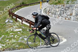 Photo #2411600 | 26-07-2022 13:13 | Passo Dello Stelvio - Waterfall curve BICYCLES
