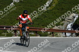Fotó #4004150 | 21-08-2023 10:01 | Passo Dello Stelvio - Vízesés kanyar Bicajosok