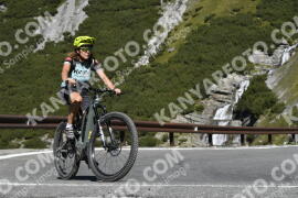 Photo #2727383 | 24-08-2022 10:47 | Passo Dello Stelvio - Waterfall curve BICYCLES