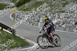 Photo #3241034 | 26-06-2023 13:15 | Passo Dello Stelvio - Waterfall curve BICYCLES