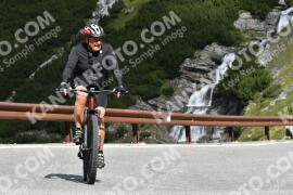 Foto #2484689 | 02-08-2022 10:30 | Passo Dello Stelvio - Waterfall Kehre BICYCLES
