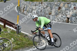 Photo #2365295 | 21-07-2022 12:56 | Passo Dello Stelvio - Waterfall curve BICYCLES