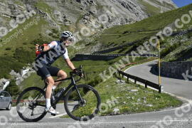 Photo #3225136 | 25-06-2023 09:30 | Passo Dello Stelvio - Waterfall curve BICYCLES