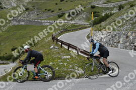 Fotó #3708989 | 02-08-2023 13:32 | Passo Dello Stelvio - Vízesés kanyar Bicajosok