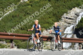 Photo #2696772 | 21-08-2022 10:08 | Passo Dello Stelvio - Waterfall curve BICYCLES