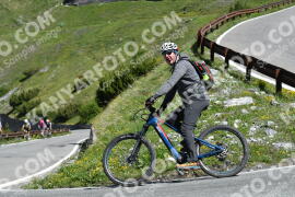 Photo #2147532 | 18-06-2022 10:37 | Passo Dello Stelvio - Waterfall curve BICYCLES