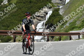 Photo #2176454 | 23-06-2022 11:35 | Passo Dello Stelvio - Waterfall curve BICYCLES