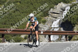 Photo #2783926 | 30-08-2022 09:59 | Passo Dello Stelvio - Waterfall curve BICYCLES