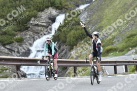 Photo #2104218 | 06-06-2022 08:41 | Passo Dello Stelvio - Waterfall curve BICYCLES