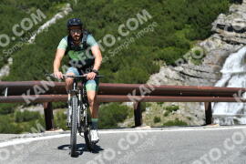 Photo #2322755 | 16-07-2022 11:18 | Passo Dello Stelvio - Waterfall curve BICYCLES