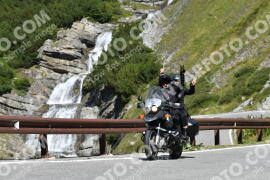 Photo #2544906 | 08-08-2022 11:11 | Passo Dello Stelvio - Waterfall curve