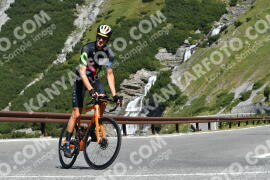 Photo #2368792 | 22-07-2022 10:41 | Passo Dello Stelvio - Waterfall curve BICYCLES