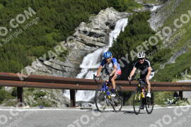 Photo #3540741 | 20-07-2023 10:18 | Passo Dello Stelvio - Waterfall curve BICYCLES
