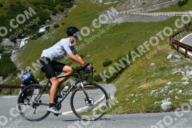 Photo #3987474 | 20-08-2023 13:13 | Passo Dello Stelvio - Waterfall curve BICYCLES
