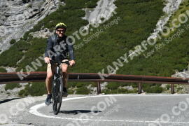 Photo #2699455 | 21-08-2022 11:51 | Passo Dello Stelvio - Waterfall curve BICYCLES