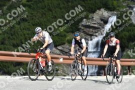 Photo #2252874 | 08-07-2022 09:41 | Passo Dello Stelvio - Waterfall curve BICYCLES
