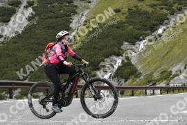 Photo #2785425 | 30-08-2022 12:57 | Passo Dello Stelvio - Waterfall curve BICYCLES