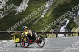 Photo #2129455 | 13-06-2022 11:44 | Passo Dello Stelvio - Waterfall curve BICYCLES
