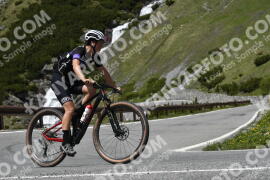 Foto #2109741 | 08-06-2022 13:30 | Passo Dello Stelvio - Waterfall Kehre BICYCLES