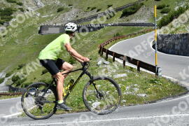 Fotó #2295718 | 13-07-2022 11:05 | Passo Dello Stelvio - Vízesés kanyar Bicajosok