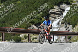 Photo #2668231 | 16-08-2022 13:29 | Passo Dello Stelvio - Waterfall curve BICYCLES