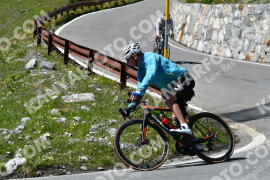 Photo #2254799 | 08-07-2022 15:38 | Passo Dello Stelvio - Waterfall curve BICYCLES