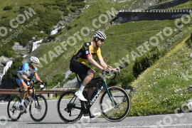 Foto #3348776 | 04-07-2023 09:55 | Passo Dello Stelvio - Waterfall Kehre BICYCLES