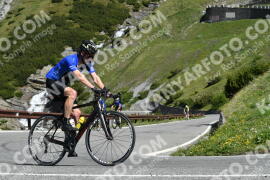 Photo #2145999 | 18-06-2022 10:25 | Passo Dello Stelvio - Waterfall curve BICYCLES