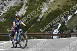 Photo #3064985 | 09-06-2023 11:21 | Passo Dello Stelvio - Waterfall curve BICYCLES