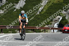 Photo #2295072 | 13-07-2022 10:09 | Passo Dello Stelvio - Waterfall curve BICYCLES