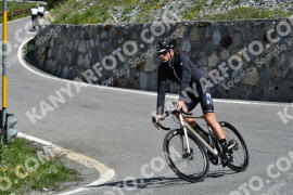 Photo #2168978 | 20-06-2022 11:14 | Passo Dello Stelvio - Waterfall curve BICYCLES